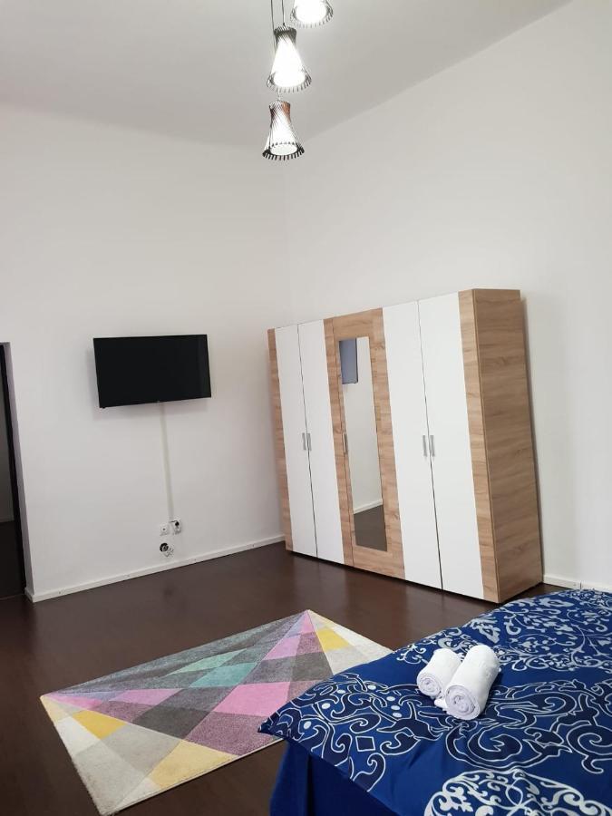 Appartamento Apartament 12 Central Târgu-Mureş Esterno foto