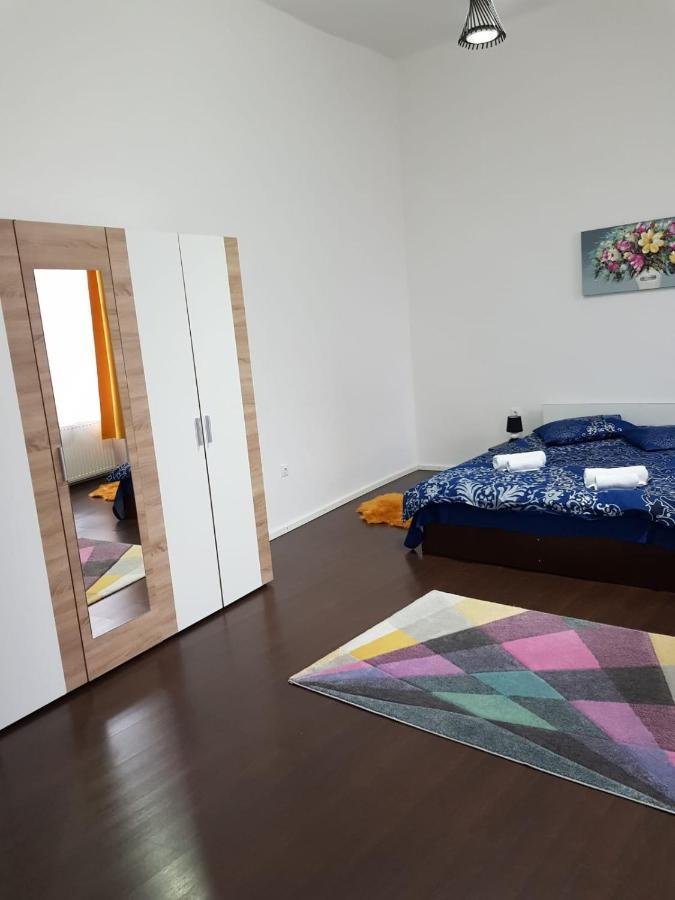 Appartamento Apartament 12 Central Târgu-Mureş Esterno foto